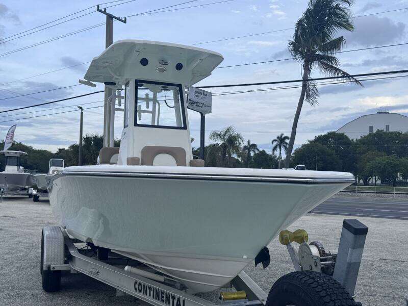 22ft Sea Born Yacht For Sale