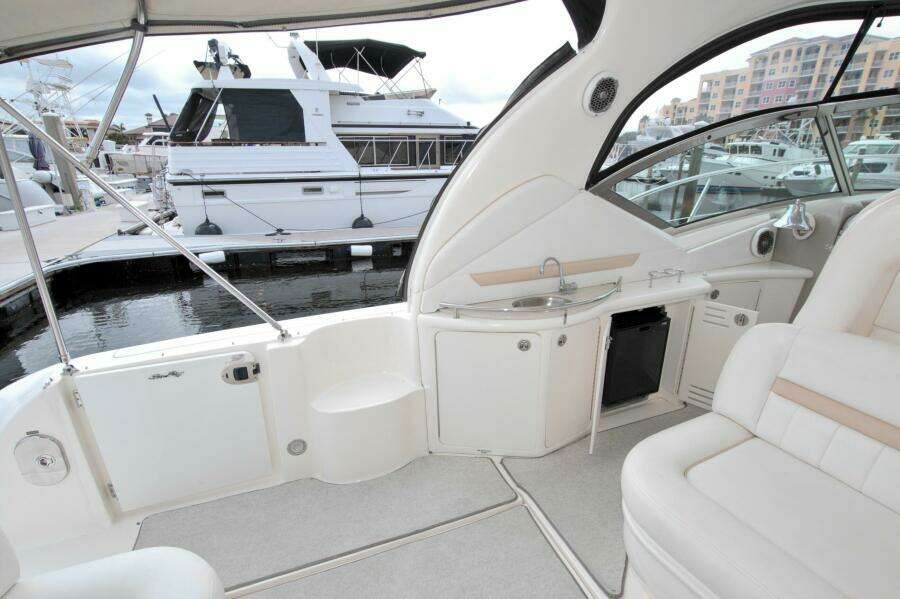 44ft Sea Ray Yacht For Sale