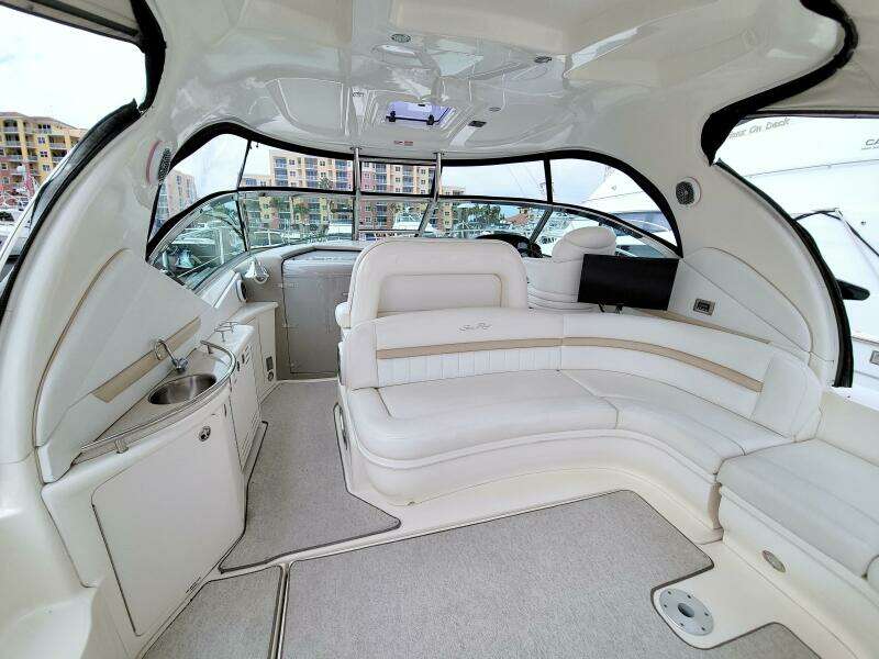 44ft Sea Ray Yacht For Sale