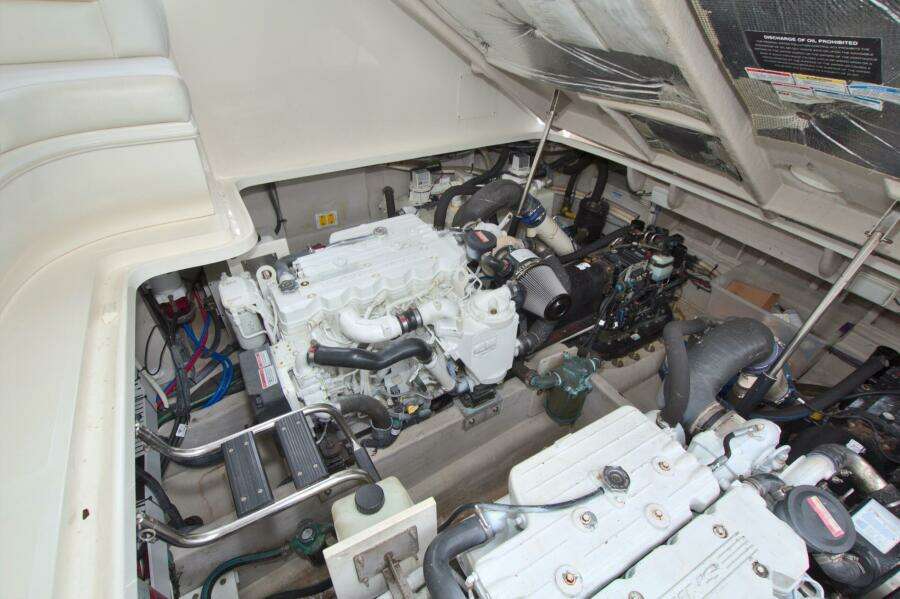 44ft Sea Ray Yacht For Sale