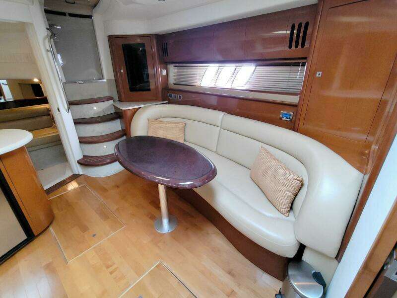 44ft Sea Ray Yacht For Sale