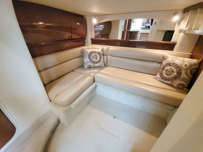 44ft Sea Ray Yacht For Sale