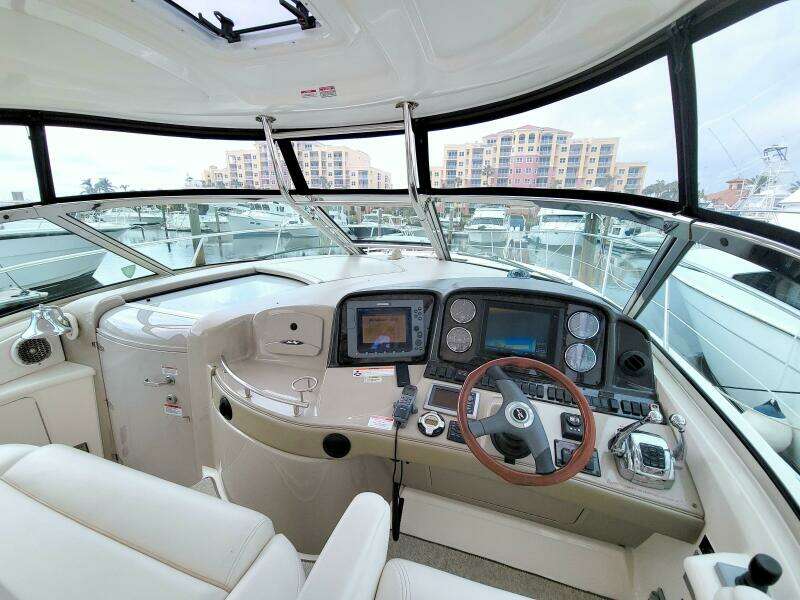44ft Sea Ray Yacht For Sale