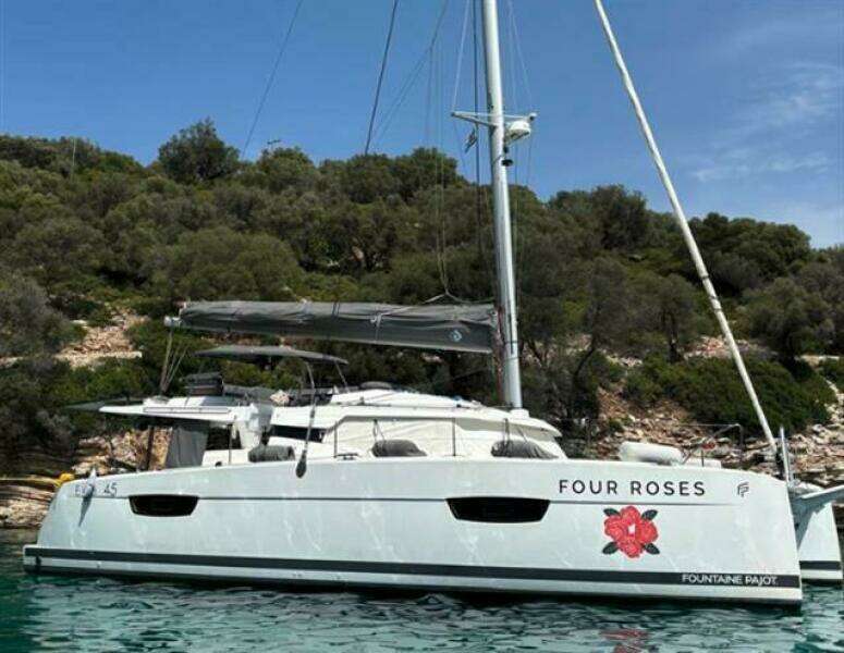 Four Roses 44ft Fountaine Pajot Yacht For Sale