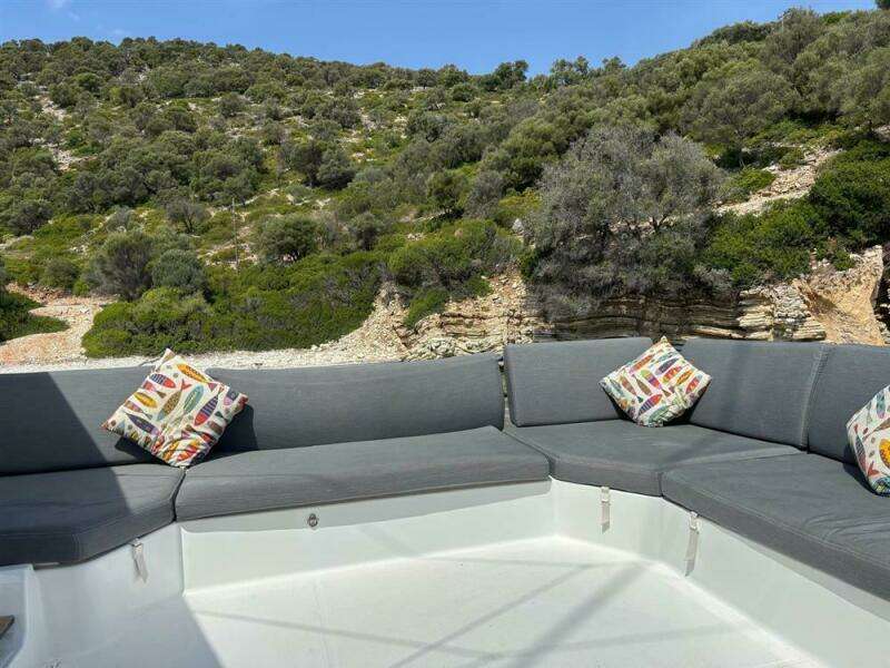 Four Roses 44ft Fountaine Pajot Yacht For Sale