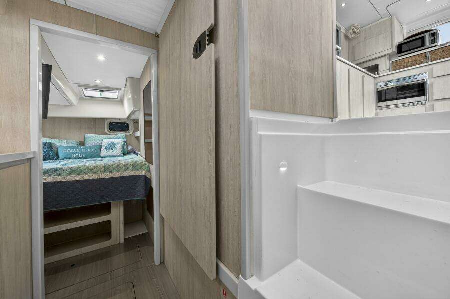 44ft Leopard Yacht For Sale