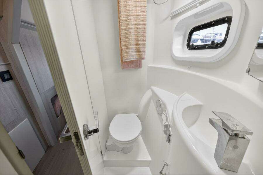 44ft Leopard Yacht For Sale