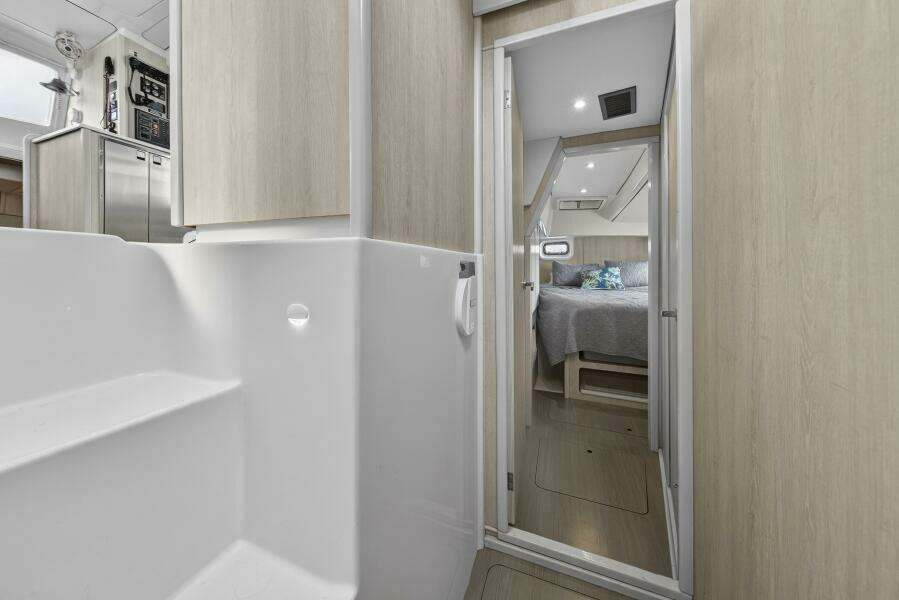 44ft Leopard Yacht For Sale