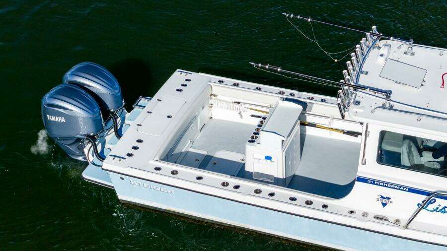 31ft Steiger Craft Yacht For Sale