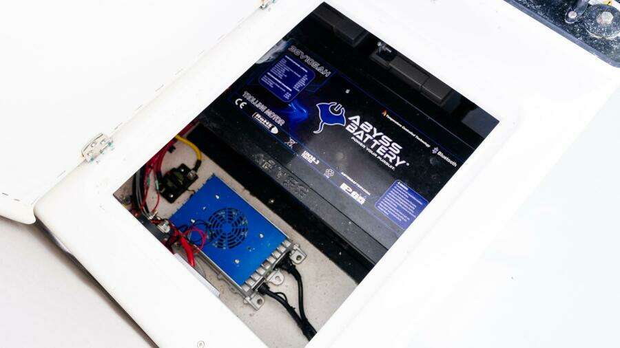 31ft Steiger Craft Yacht For Sale