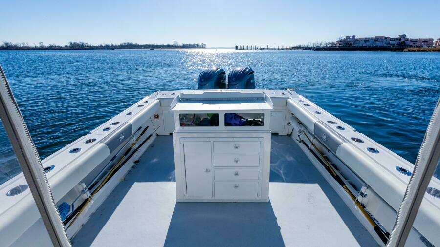 31ft Steiger Craft Yacht For Sale