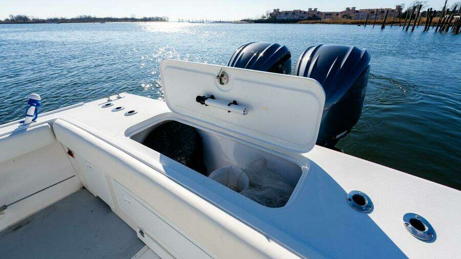 31ft Steiger Craft Yacht For Sale