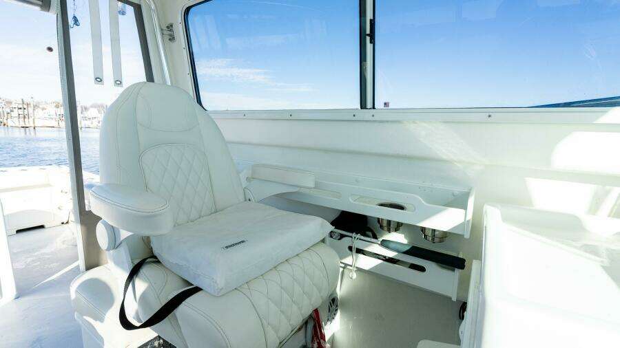 31ft Steiger Craft Yacht For Sale