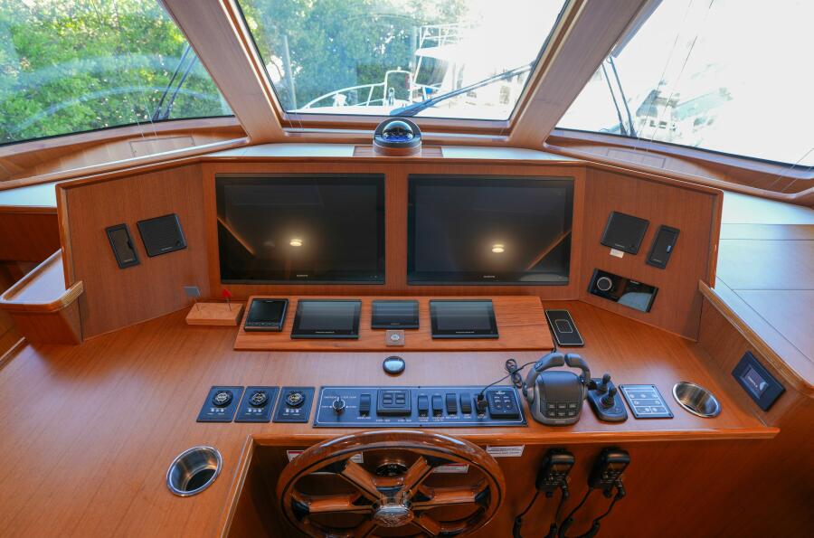 53' 2025 Marlow Explorer 53E-CB