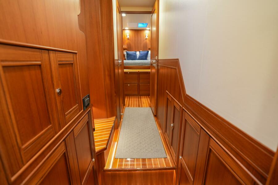 53' 2025 Marlow Explorer 53E-CB