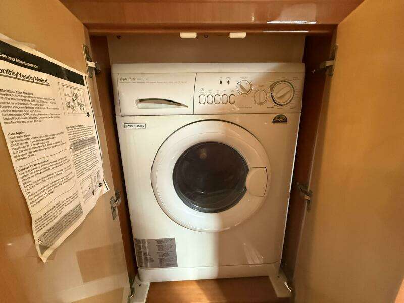 The Last Seagull 44ft Regal Yacht For Sale