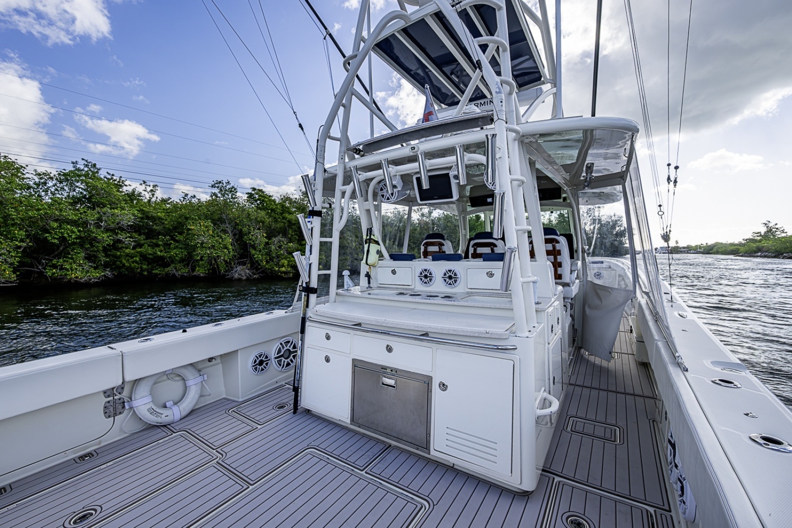 TRADITION 53ft HCB Yacht For Sale