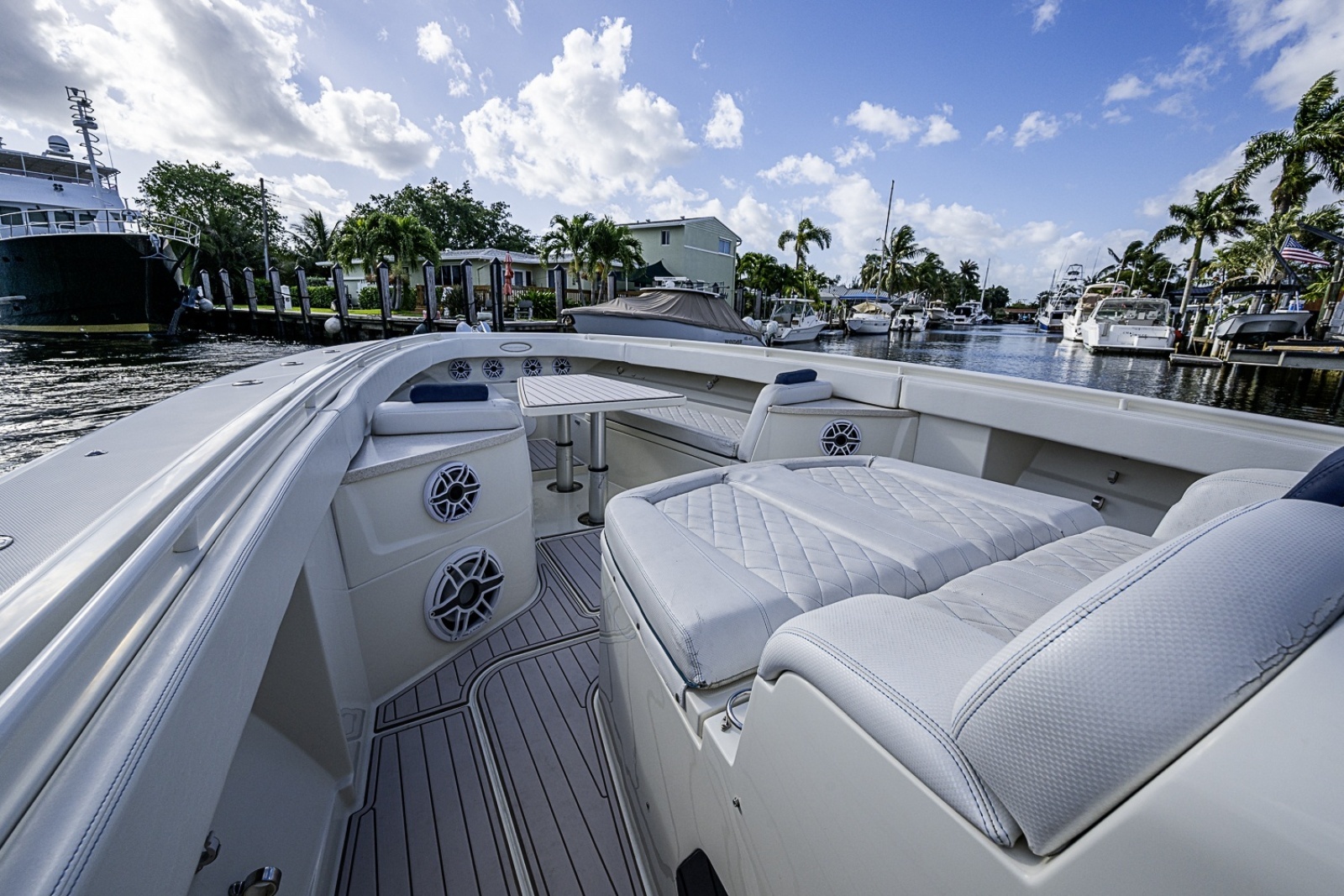 TRADITION 53ft HCB Yacht For Sale