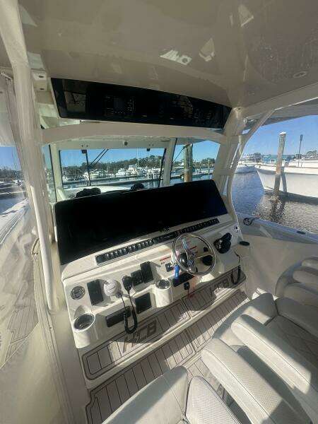 TRADITION 53ft HCB Yacht For Sale