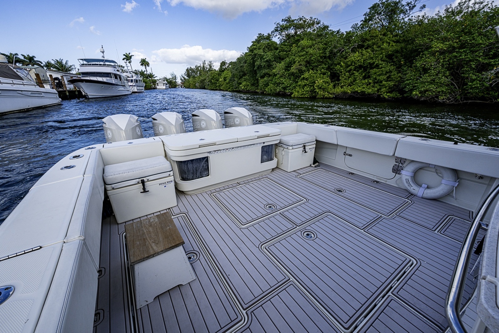 TRADITION 53ft HCB Yacht For Sale