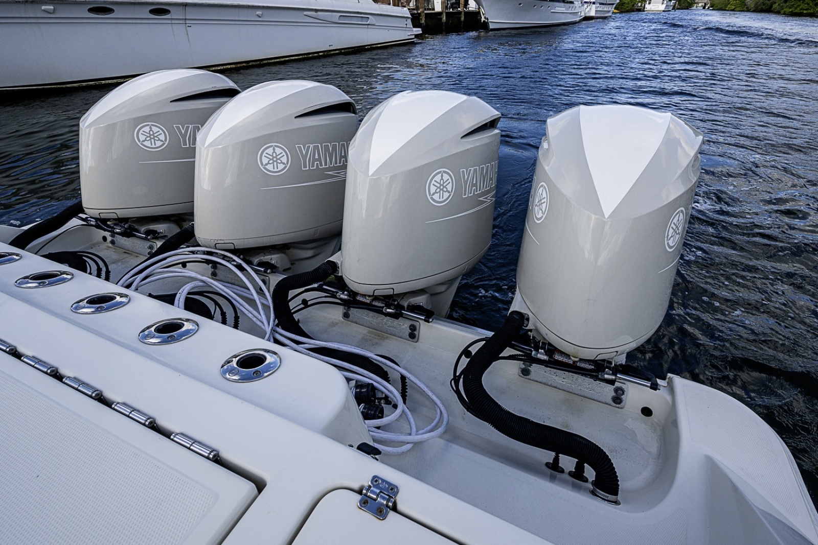 TRADITION 53ft HCB Yacht For Sale