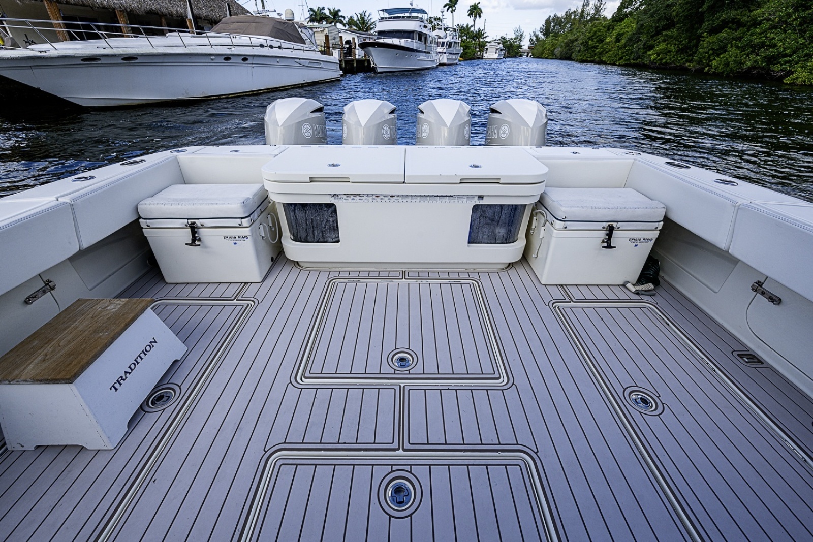 TRADITION 53ft HCB Yacht For Sale