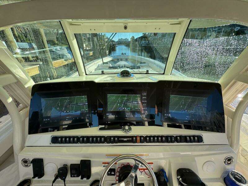 TRADITION 53ft HCB Yacht For Sale