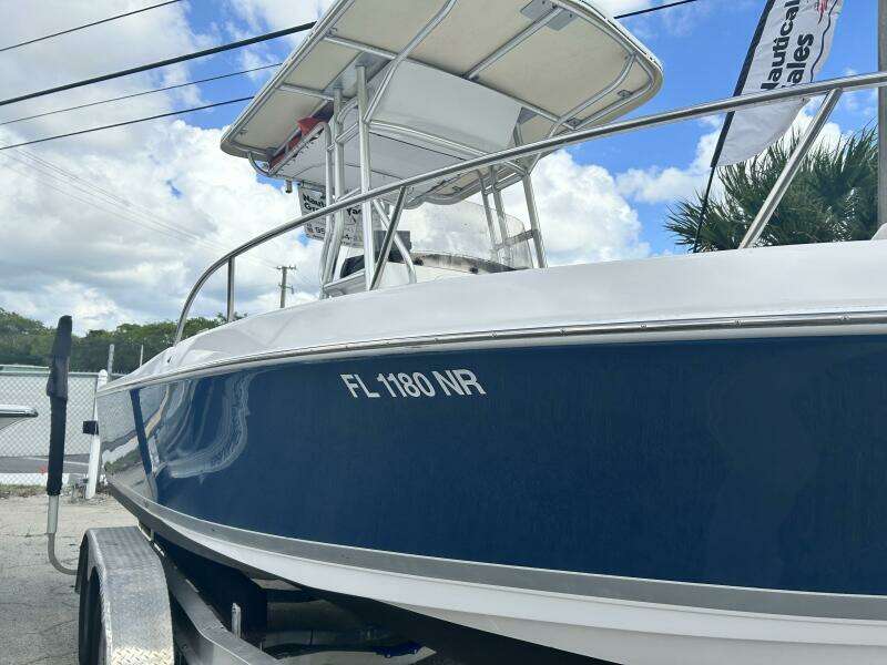 21ft Pro Line Yacht For Sale