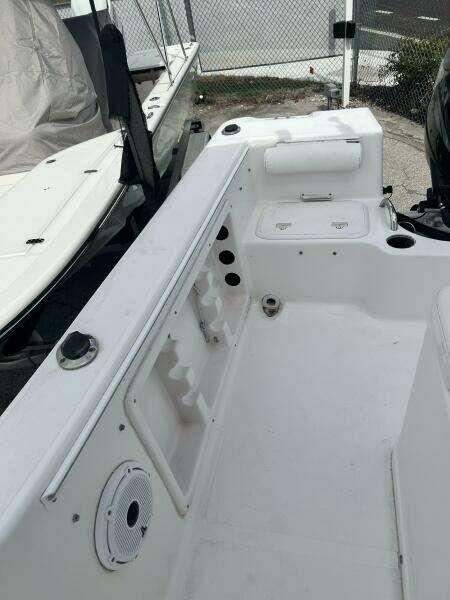 21ft Pro Line Yacht For Sale