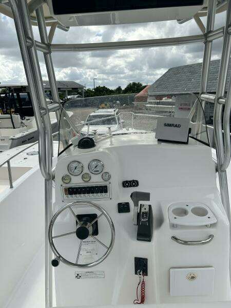 21ft Pro Line Yacht For Sale