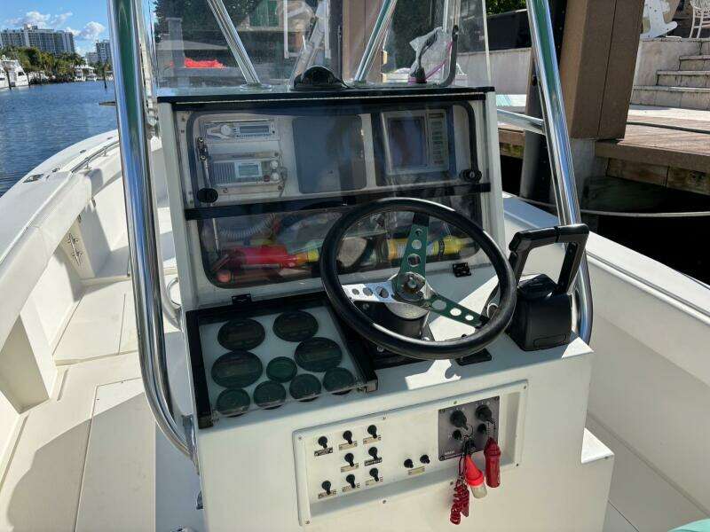 28ft Whitewater Yacht For Sale