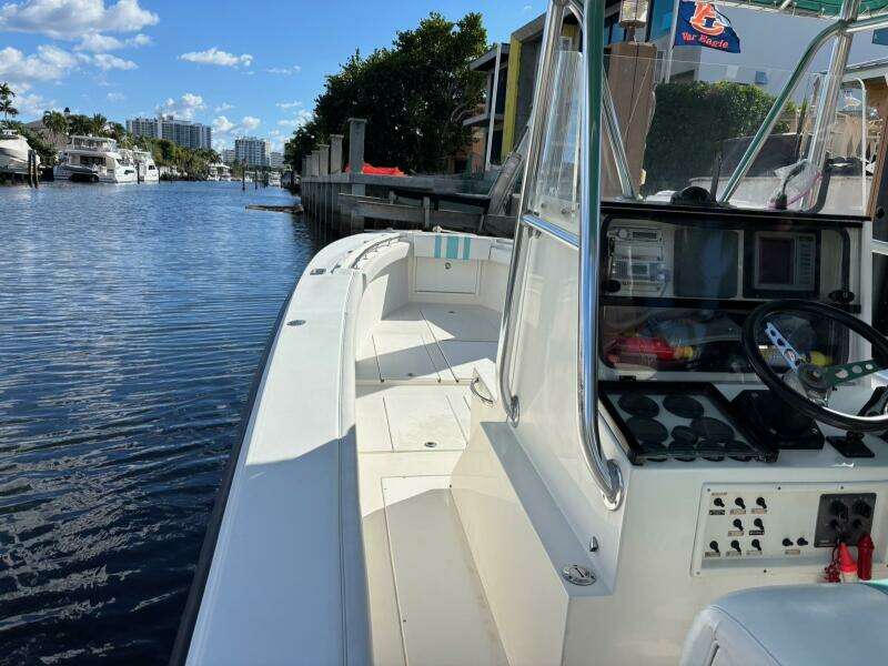28ft Whitewater Yacht For Sale