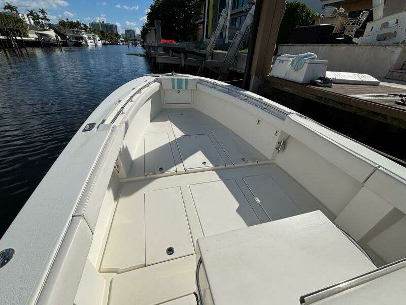 28ft Whitewater Yacht For Sale