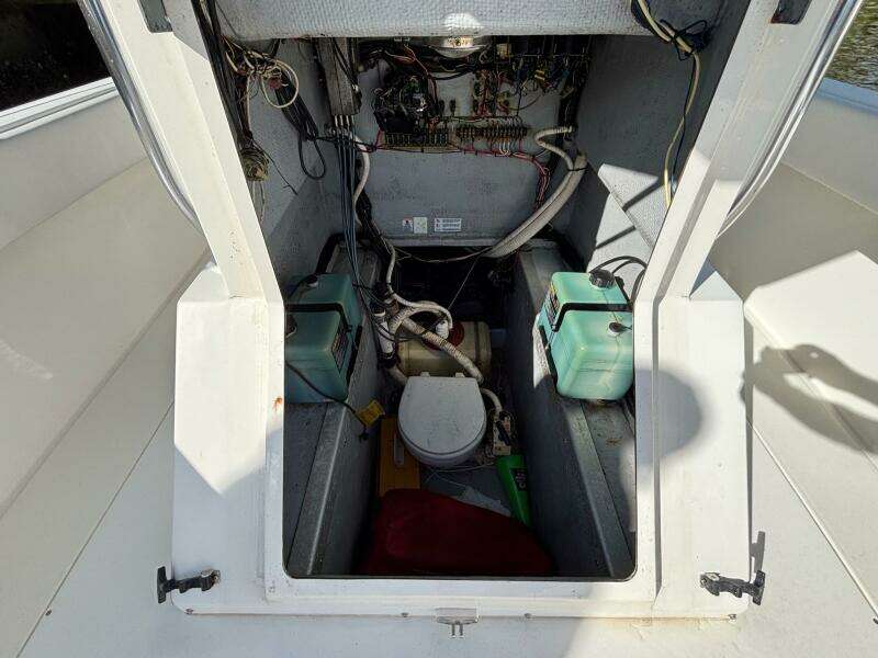 28ft Whitewater Yacht For Sale