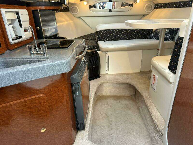 26ft Wellcraft Yacht For Sale