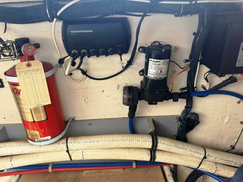 26' 1999 Wellcraft Martinique 2600