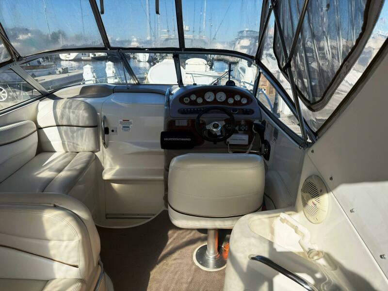 26' 1999 Wellcraft Martinique 2600