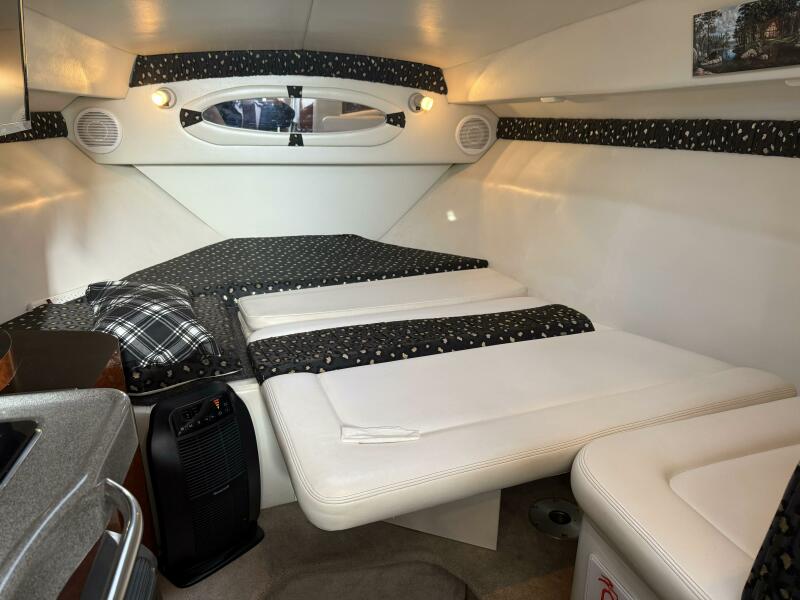 26' 1999 Wellcraft Martinique 2600