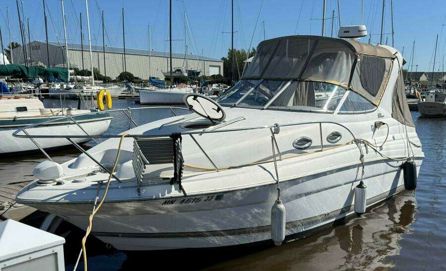 26ft Wellcraft Yacht For Sale