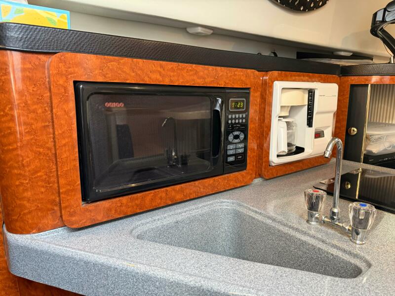 26' 1999 Wellcraft Martinique 2600