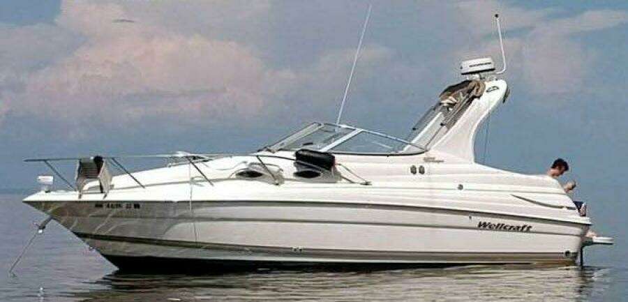 26ft Wellcraft Yacht For Sale