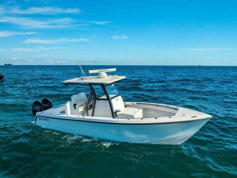 28ft Reef Runner Yacht For Sale