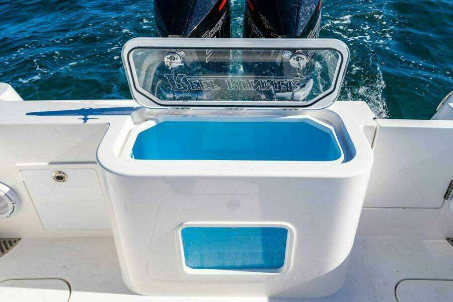 28ft Reef Runner Yacht For Sale