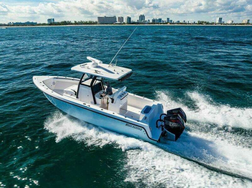 28ft Reef Runner Yacht For Sale