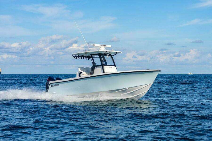 28ft Reef Runner Yacht For Sale