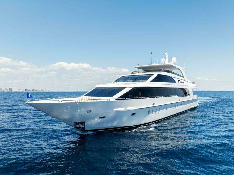 2013 125' Hargrave Raised Pilothouse - Mesmerize