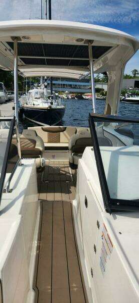 Black Diamond 33ft Chaparral Yacht For Sale