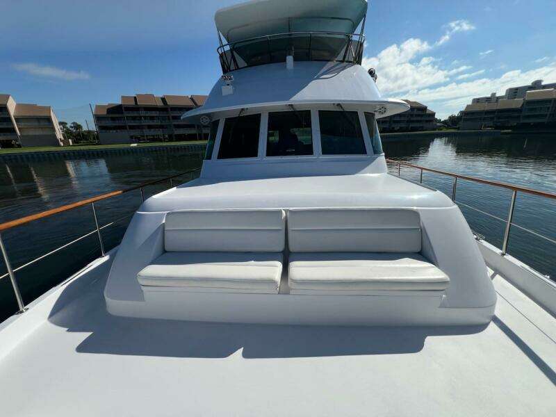 Longtail 58ft Hatteras Yacht For Sale