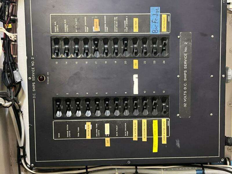 Longtail 58ft Hatteras Yacht For Sale