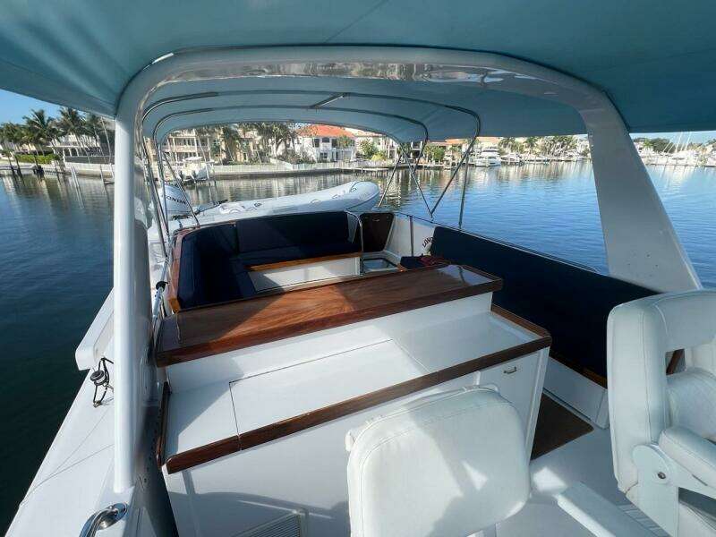 Longtail 58ft Hatteras Yacht For Sale